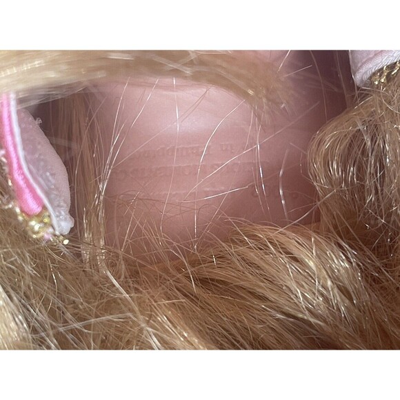 Precious Moments Doll 9" Enchanted Fairy Tale Sleeping Beauty Linda Rick - Picture 13 of 16